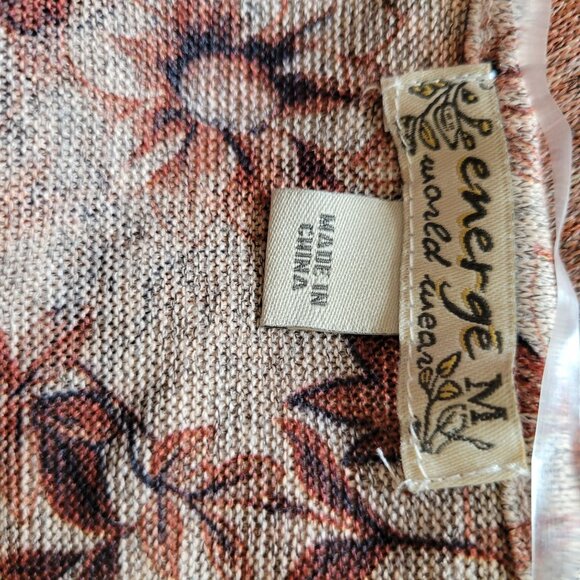 Floral Print V-Neck Asymmetrical Hem Tunic Top By Energe M Lightweight Knit - Picture 6 of 7